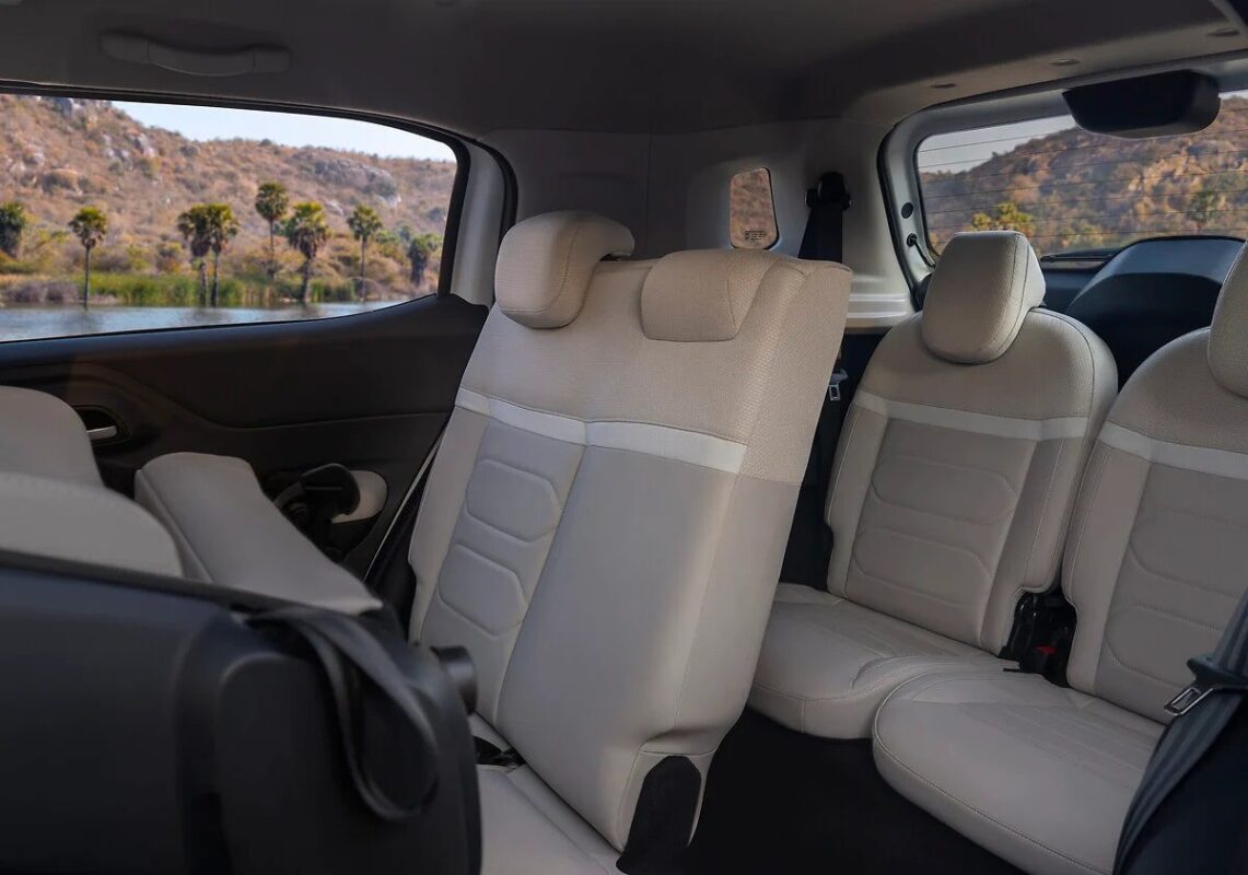 citroen c3 aircross seating