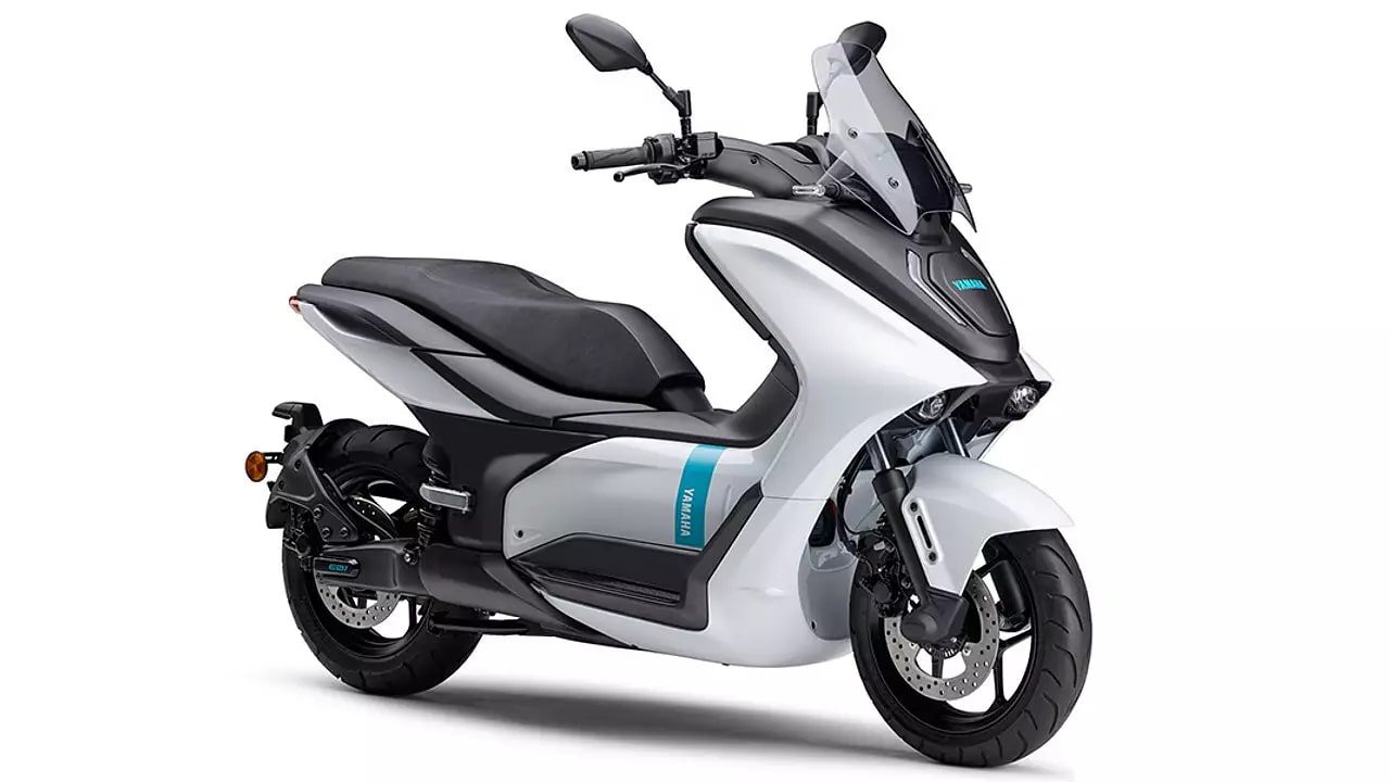  2023 Yamaha e-01 electric scooter