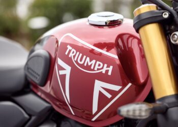 குறைந்த விலை ட்ரையம்ப் ஸ்பீடு 400, ஸ்கிராம்பளர் 400 X பைக்குகள் முன்பதிவு துவங்கியது