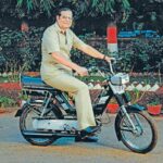 kinetic e luna moped launch