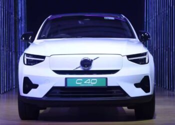 volvo c40 recharge suv