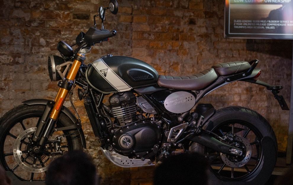 triumph speed 400 and scrambler 400x launched