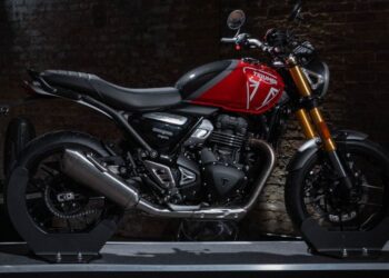 triumph speed 400 and scrambler 400x launched