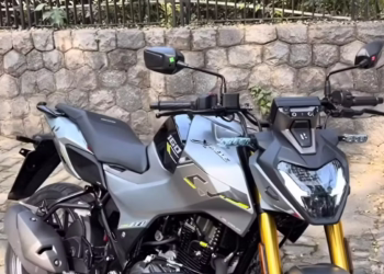 ஹீரோ எக்ஸ்ட்ரீம் 160R 4V பைக் விலை, மைலேஜ், மற்றும் சிறப்பம்சங்கள்