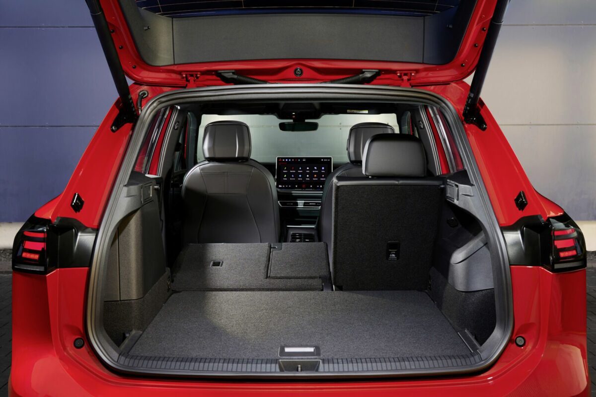 2024 Volkswagen Tiguan boot
