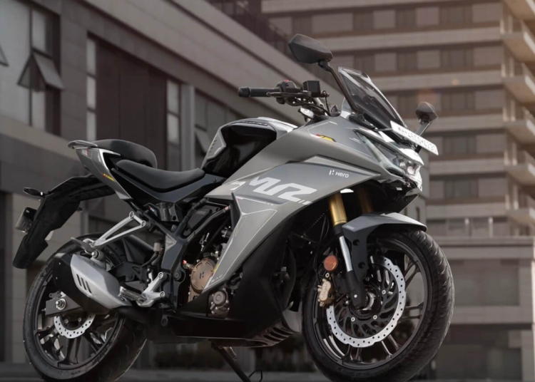 2025 hero karizma xmr 210 combat edition