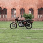 royal enfield bullet 350 bike side