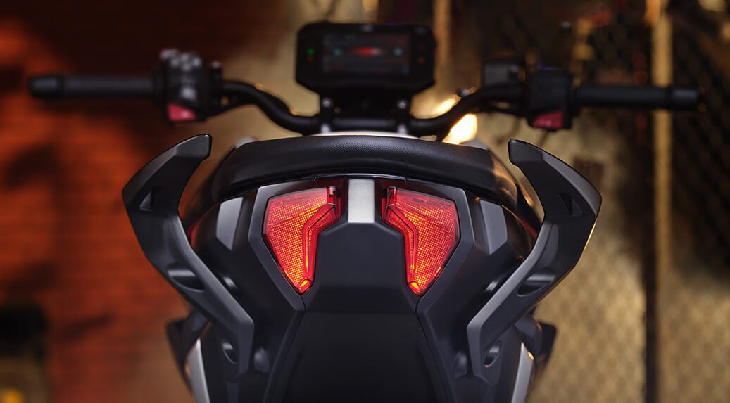 tvs apache rtr 310 tail light