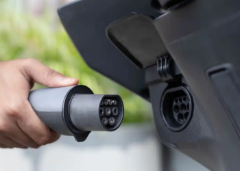 முதன்முறையாக பிஐஎஸ் தரச் சான்று பெற்ற ஏதெர் எனர்ஜி சார்ஜிங் கனெக்டர்