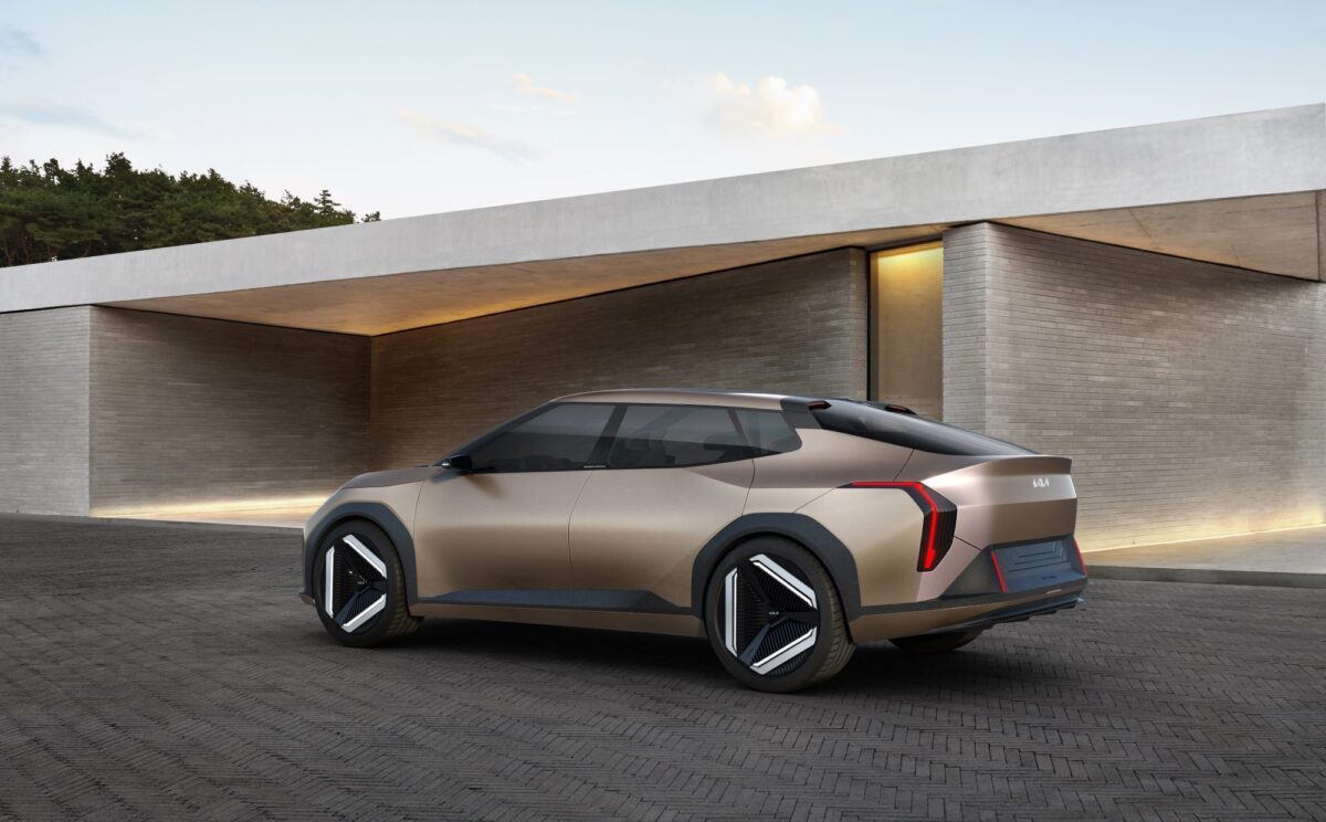 kia ev4 sedan concept side
