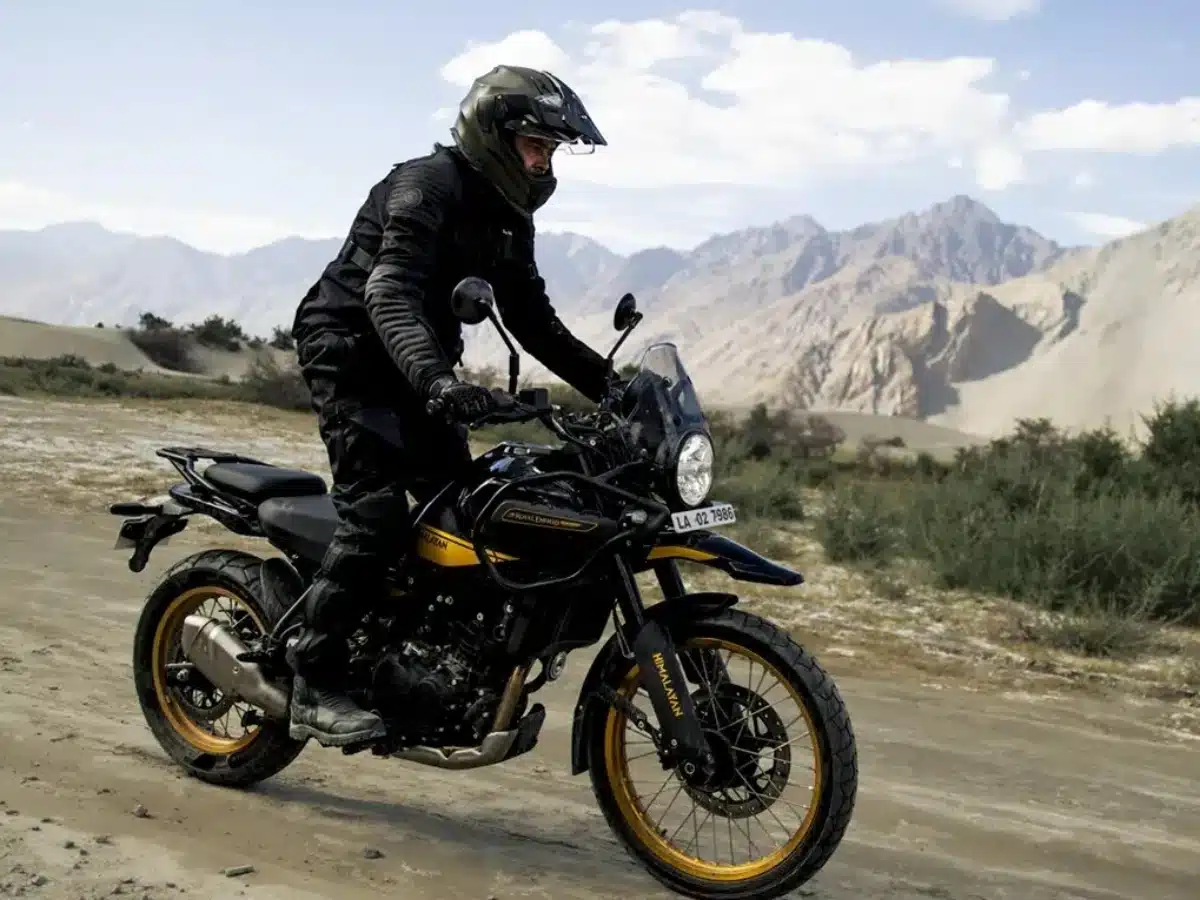 Royal Enfield himalayan on-road price in Tamil nadu