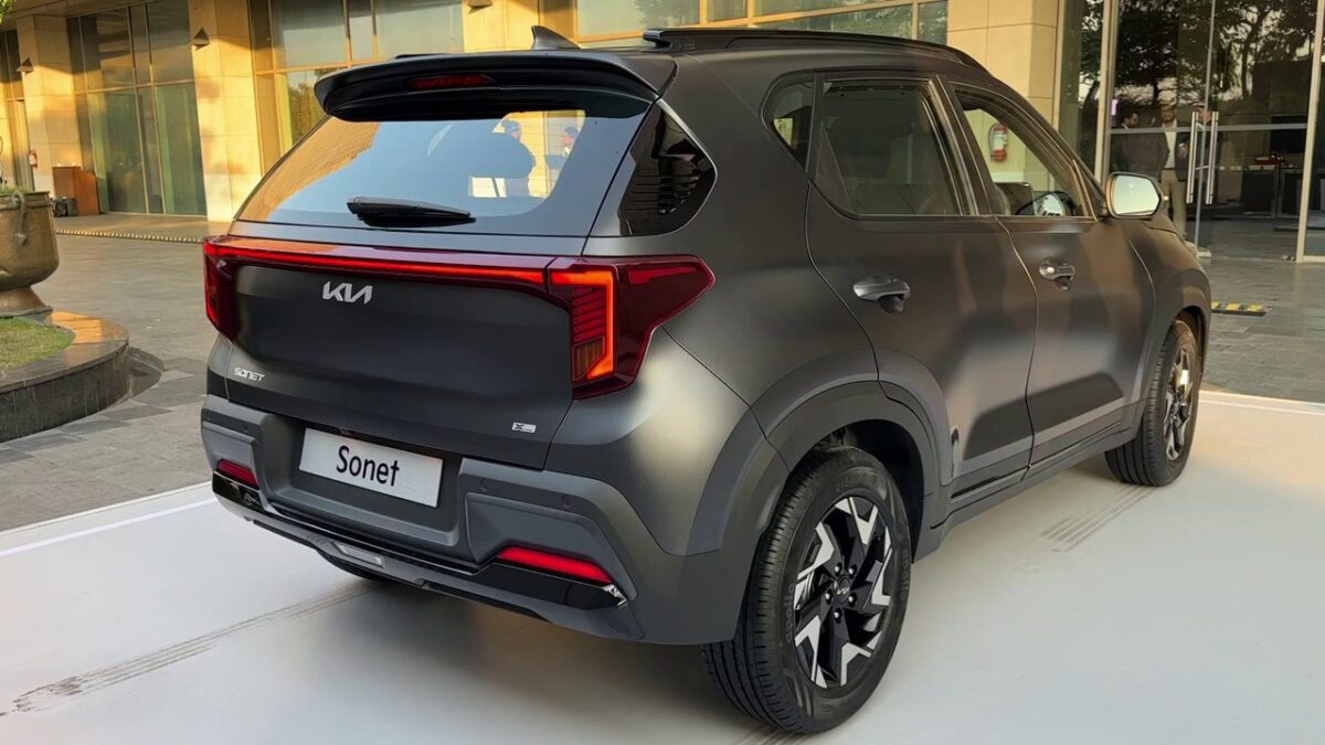 kia sonet xline
