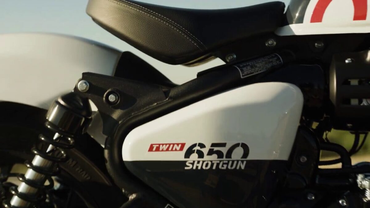 Royal Enfield shotgun 650 twn badge