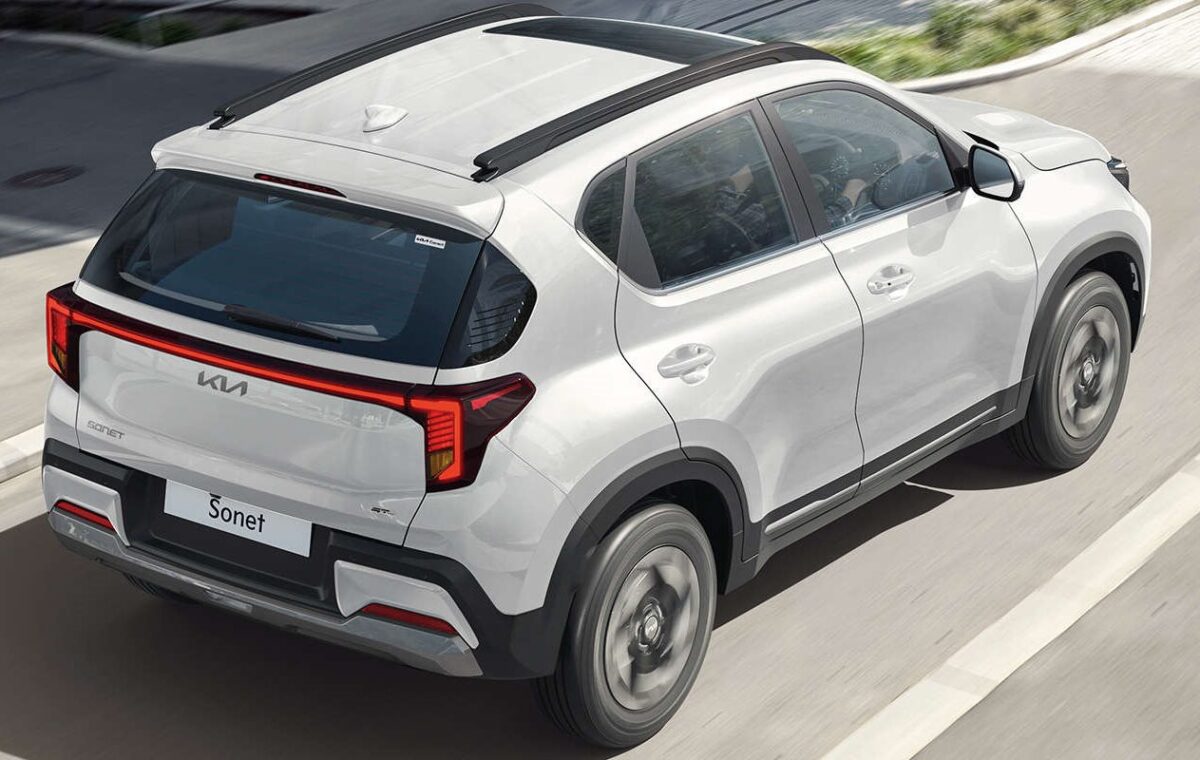 kia sonet rear
