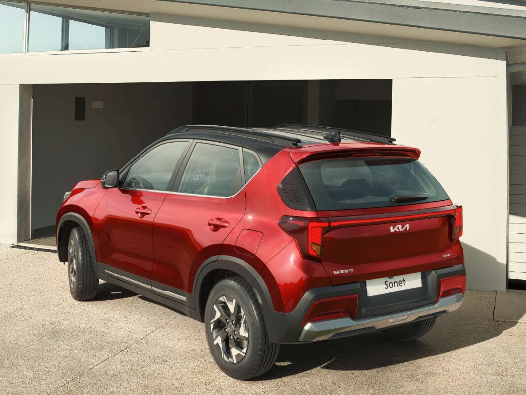kia sonet suv rear view