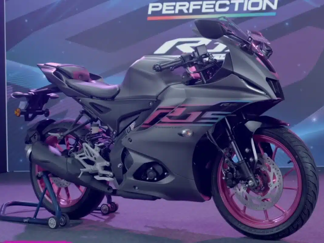 2024 yamaha r15 v4