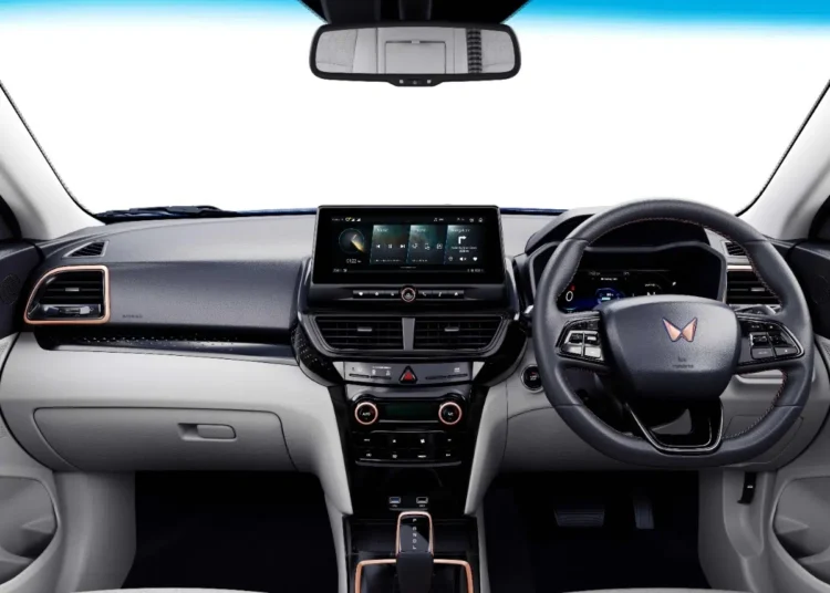 2024-mahindra-xuv-400