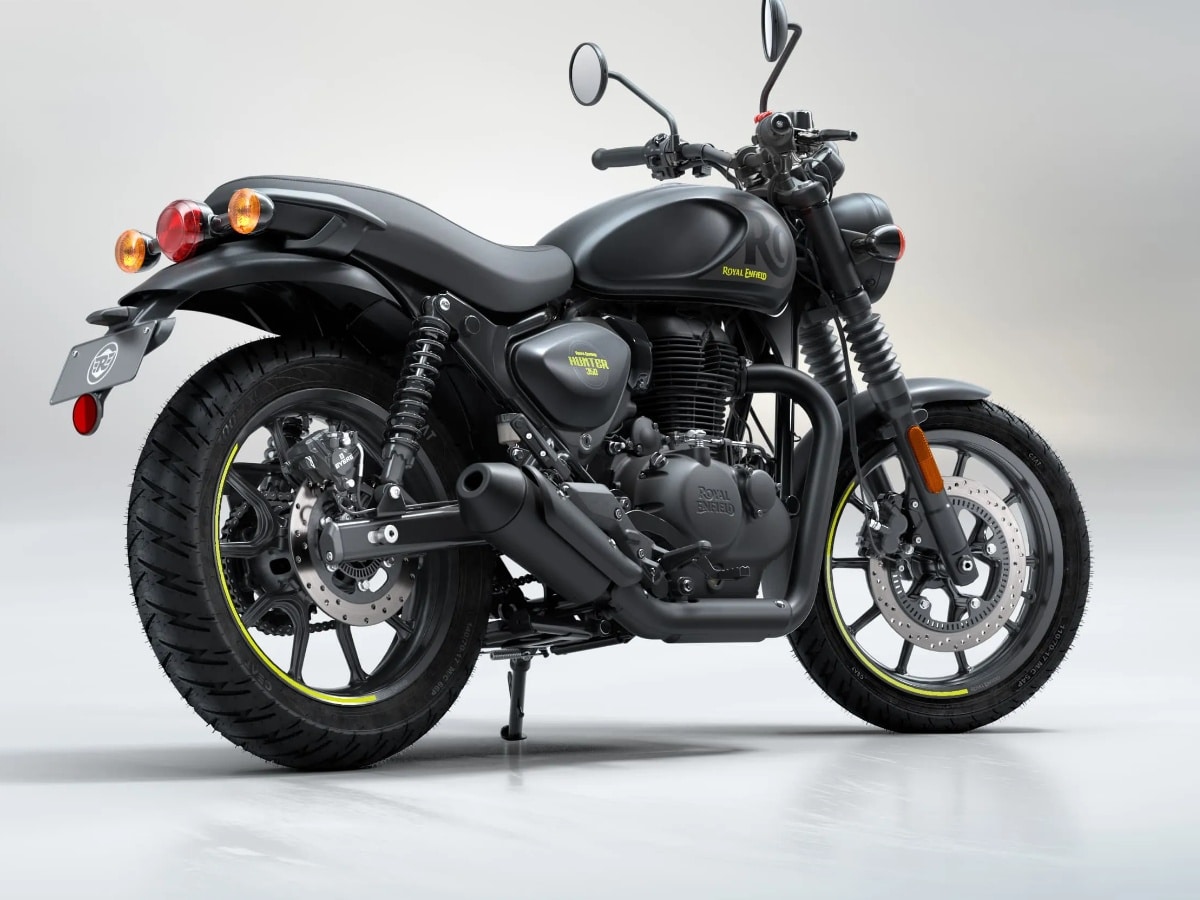 Royal Enfield hunter 350 GraphiteGrey rear