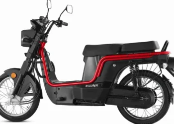 kinetic e luna moped