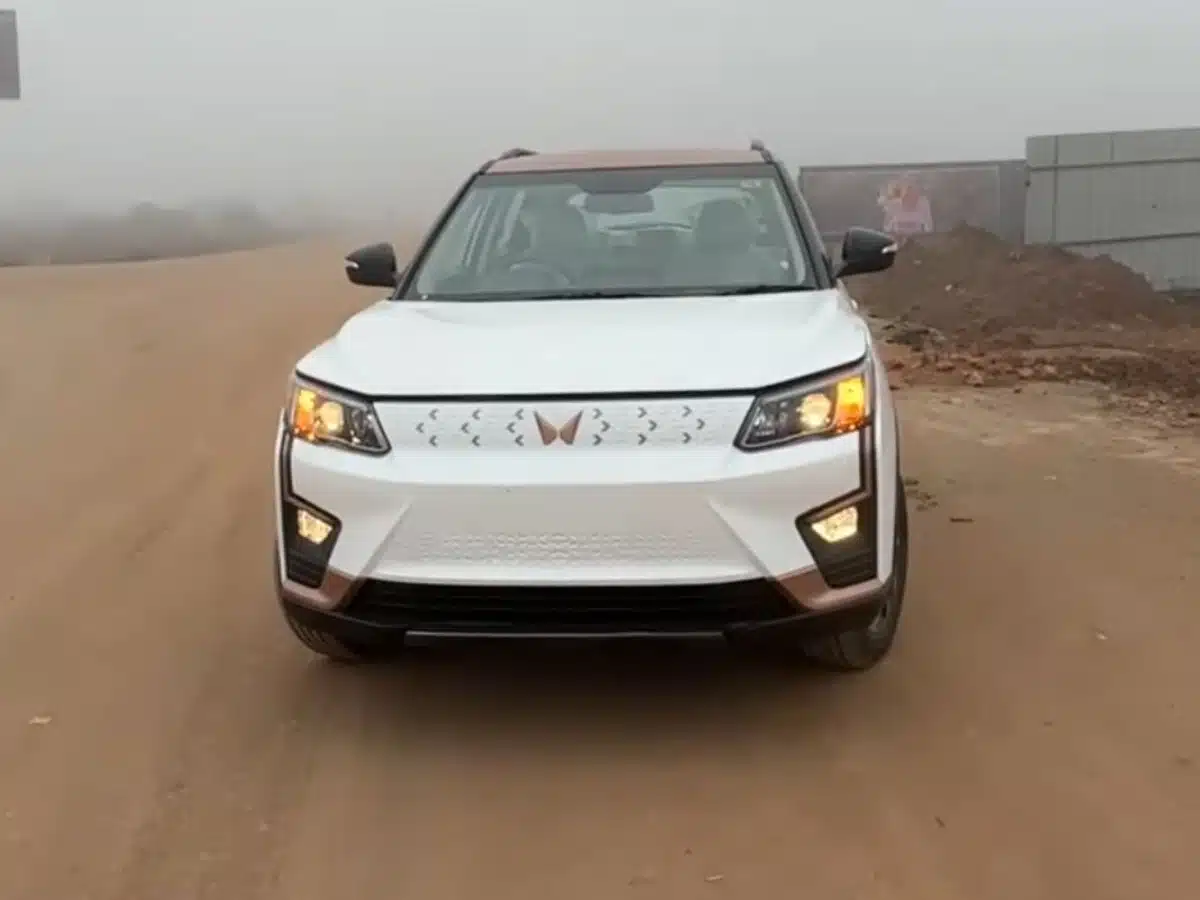 xuv400 ev review