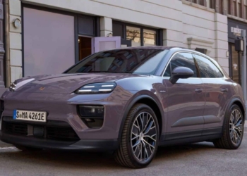 porsche-macan turbo-ev