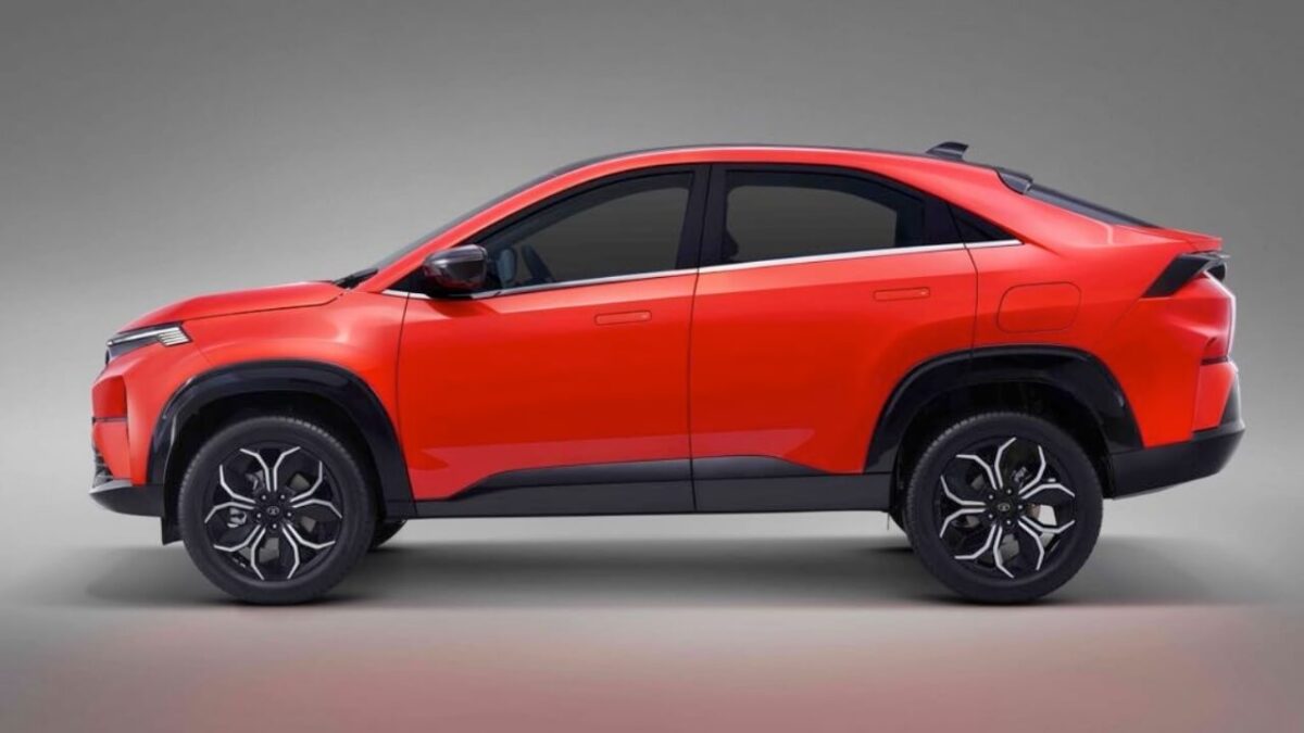 tata curvv suv side