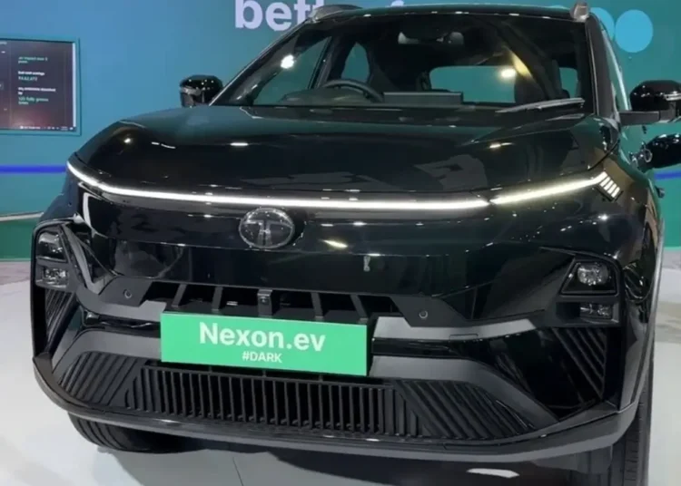 tata nexon ev dark