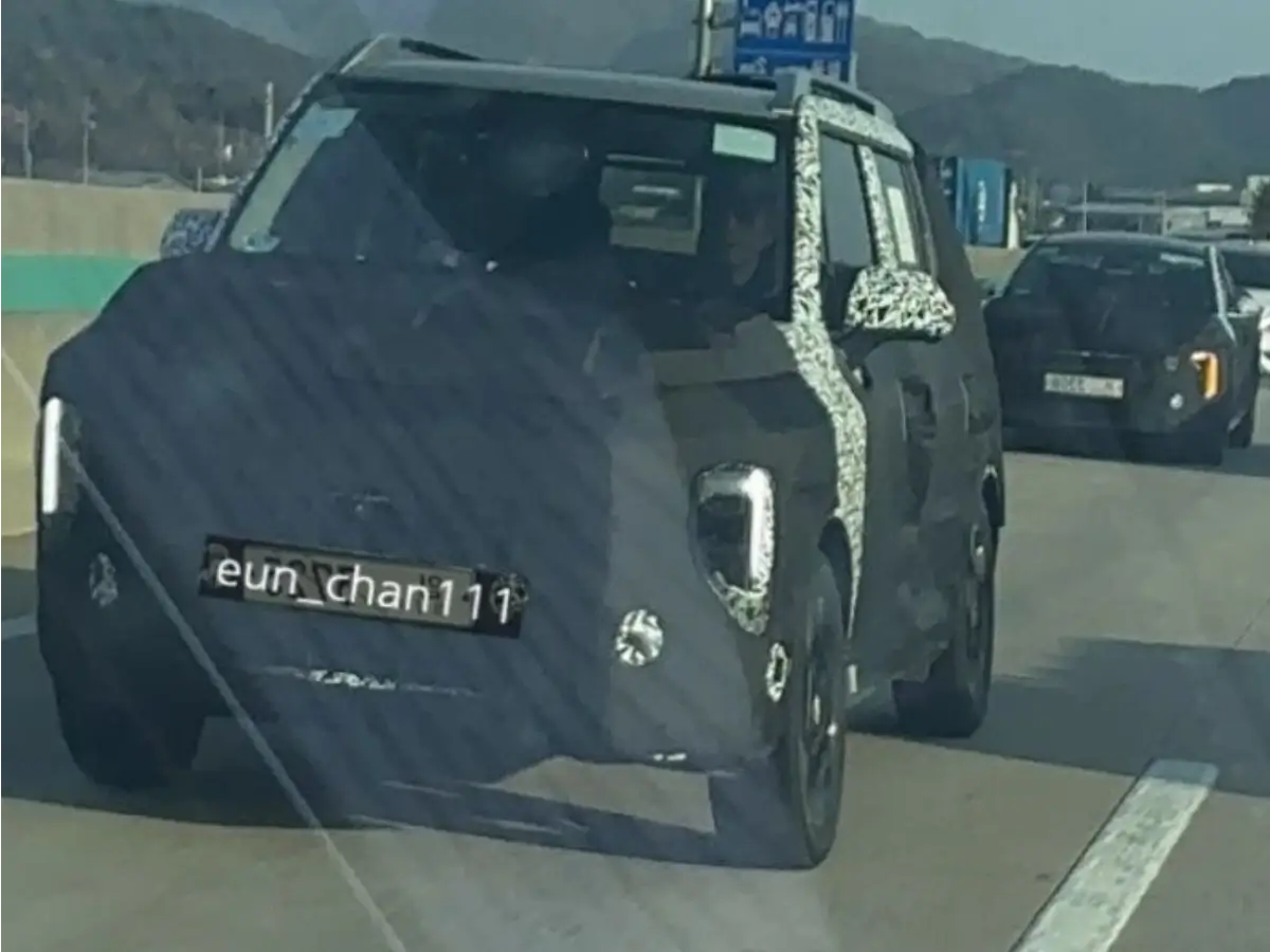 kia clavis spied or kia syros