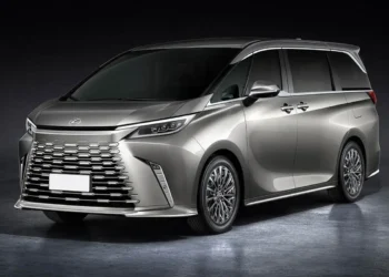 லெக்சஸ் LM 350h