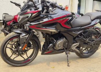 பஜாஜ் பல்சர் F250