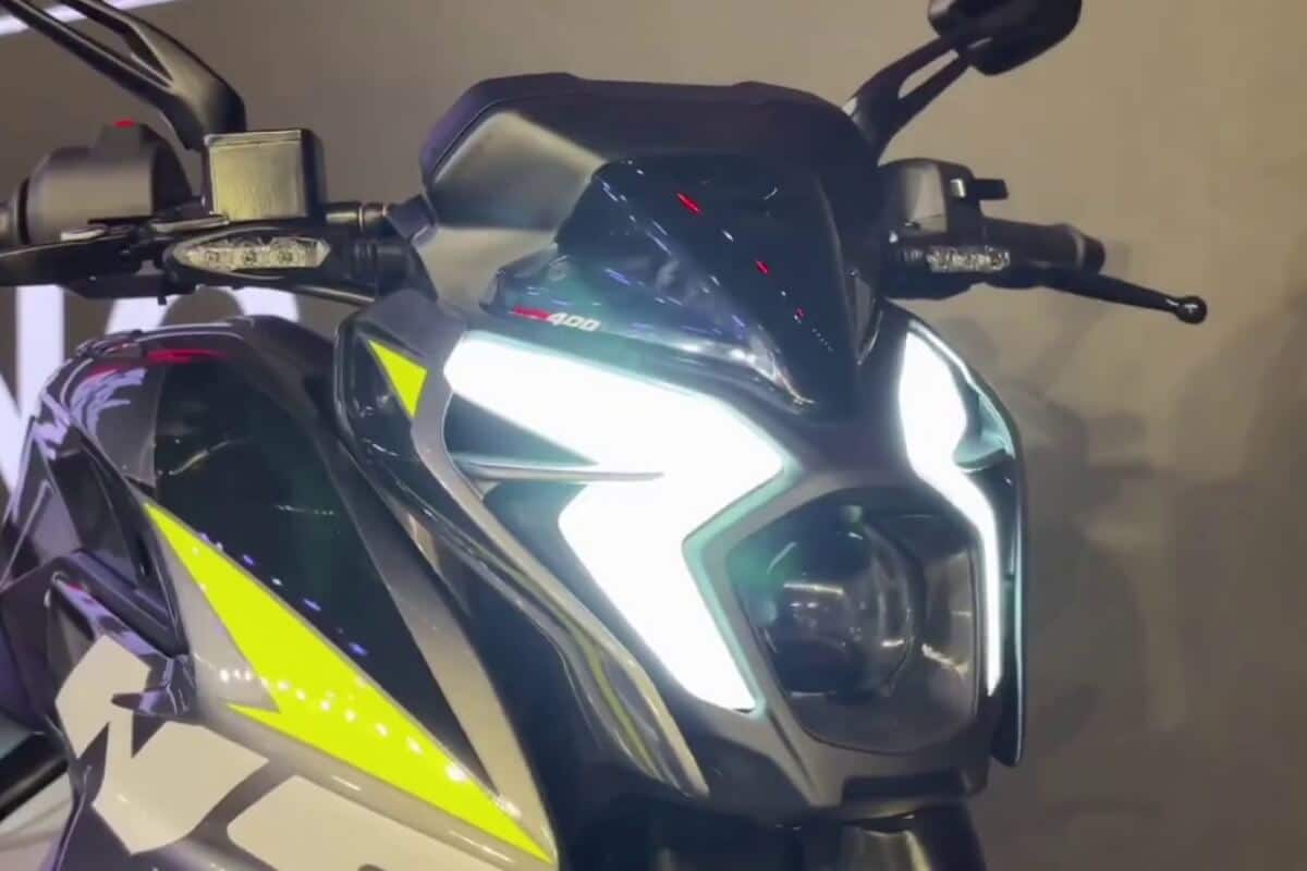 2024 பஜாஜ் பல்சர் NS400Z