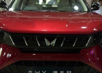 mahindra xuv 3xo suv