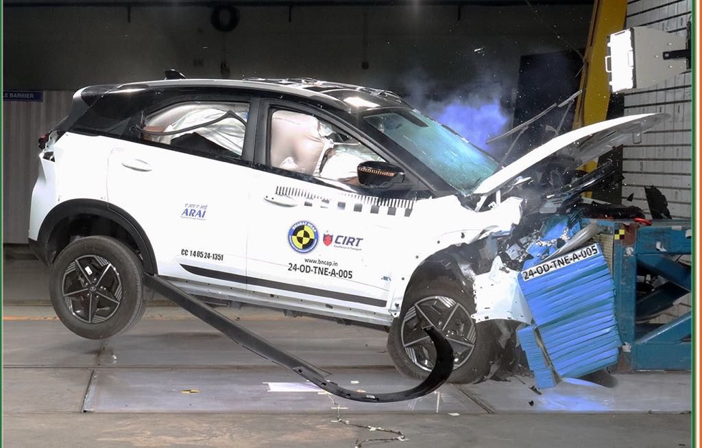tata nexon.ev crash test