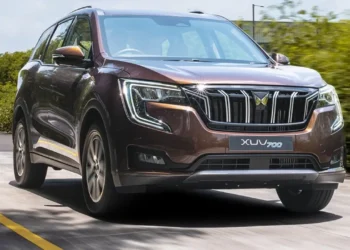 mahindra XUV700 எஸ்யூவி
