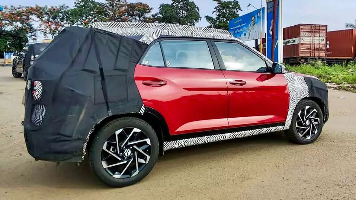 Hyundai Alcazar facelift test