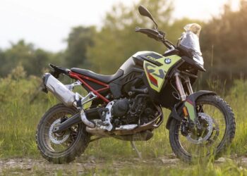 ₹ 13.75 லட்சத்தில் பிஎம்டபிள்யூ F 900 GS, F 900 GSA விற்பனைக்கு வெளியானது