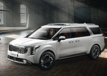 ரூ.63.90 லட்சத்தில் கியா கார்னிவல் எம்பிவி அறிமுகமானது