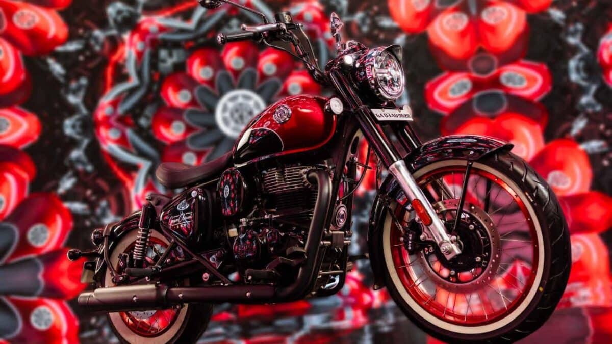 Royal Enfield goan classic 350 rave red