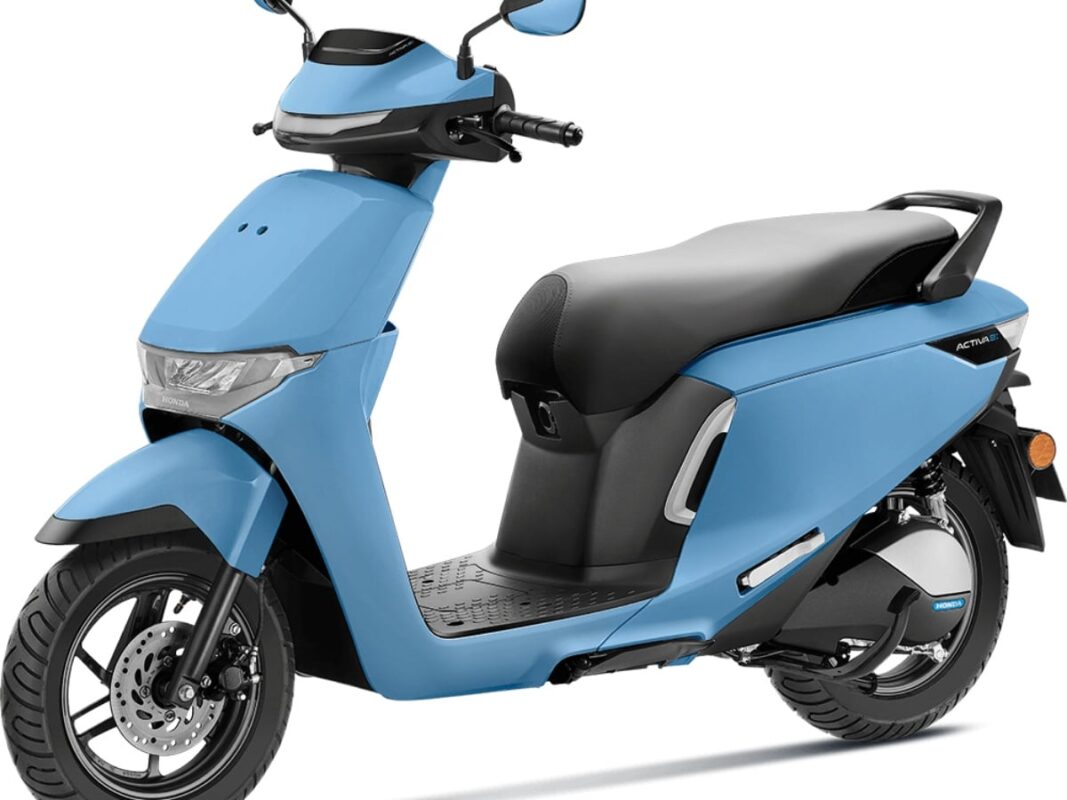 honda activa e Pearl Serenity Blue colour