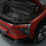 mahindra xev 9e suv frunk space