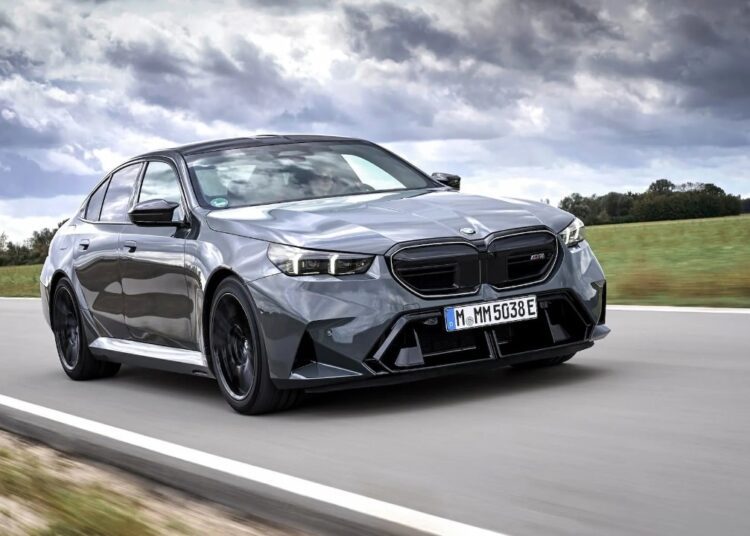 7th gen bmw m5 car
