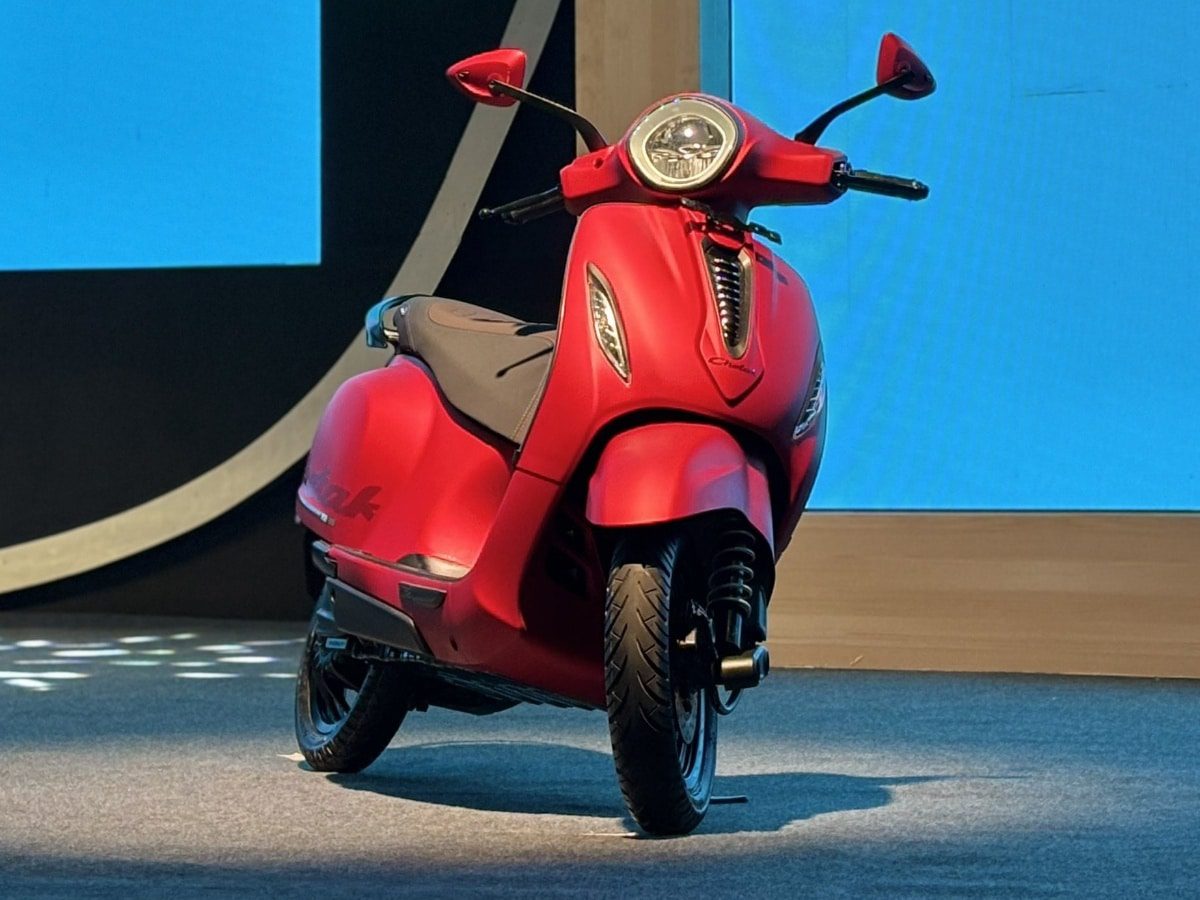bajaj chetak 3501 e scooter
