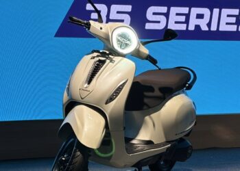 2025 பஜாஜ் சேத்தக் 35 ஸ்கூட்டரின் ஆன்ரோடு விலை