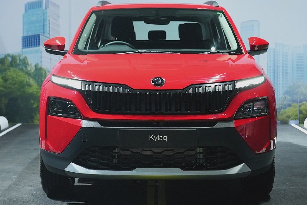 skoda kylaq suv front