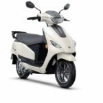 Suzuki e access pearl grace white