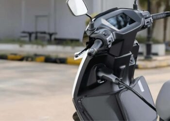 ஏதெர் ரிஸ்டா எலெக்ட்ரிக் ஸ்கூட்டரின் ஆன்ரோடு விலை, மைலேஜ், நிறங்கள் மற்றும் சிறப்புகள்