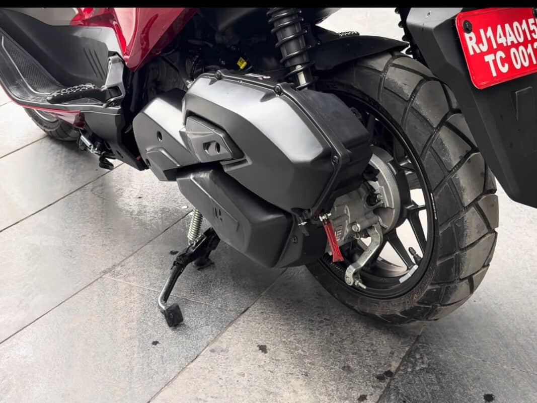 hero xoom 160 rear tyre