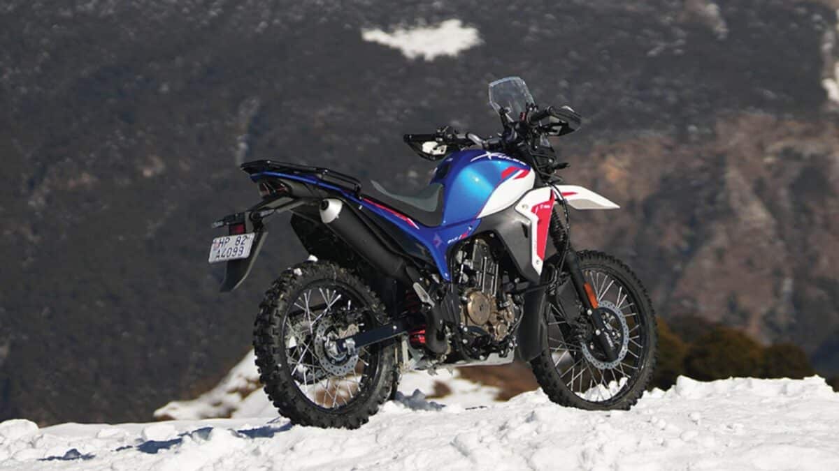 hero xpulse 210 rear view