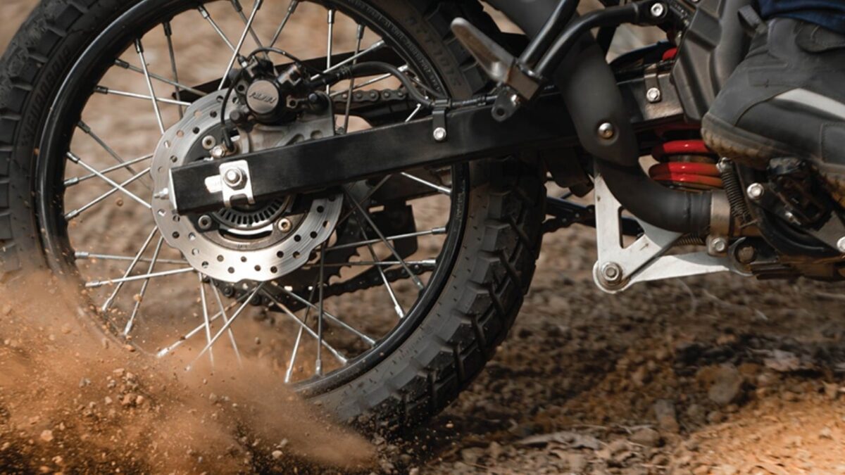 hero xpulse 210 rear wheel