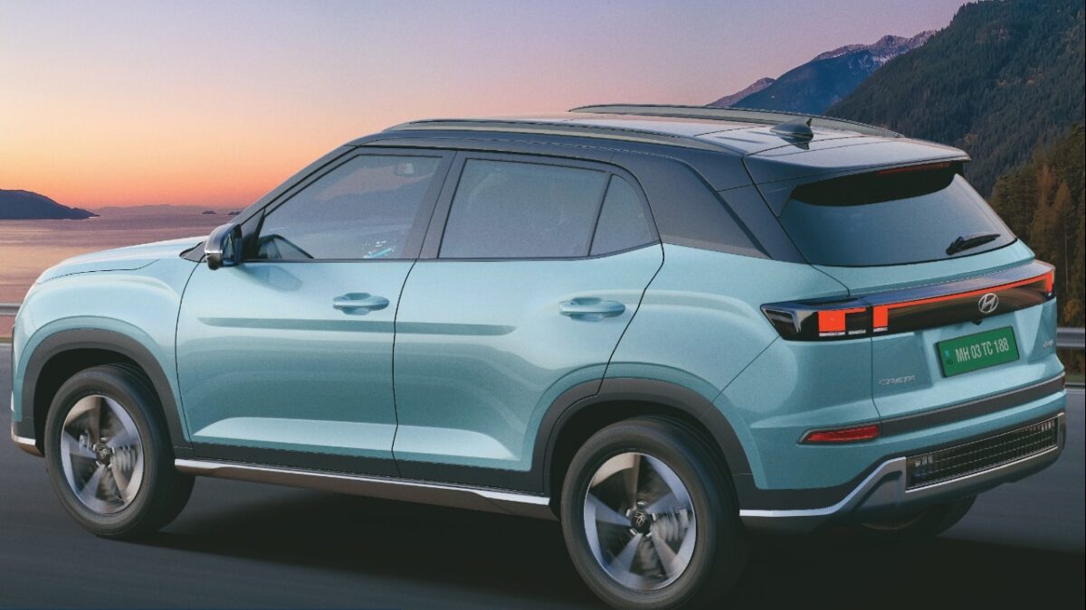 hyundai creta electric side view